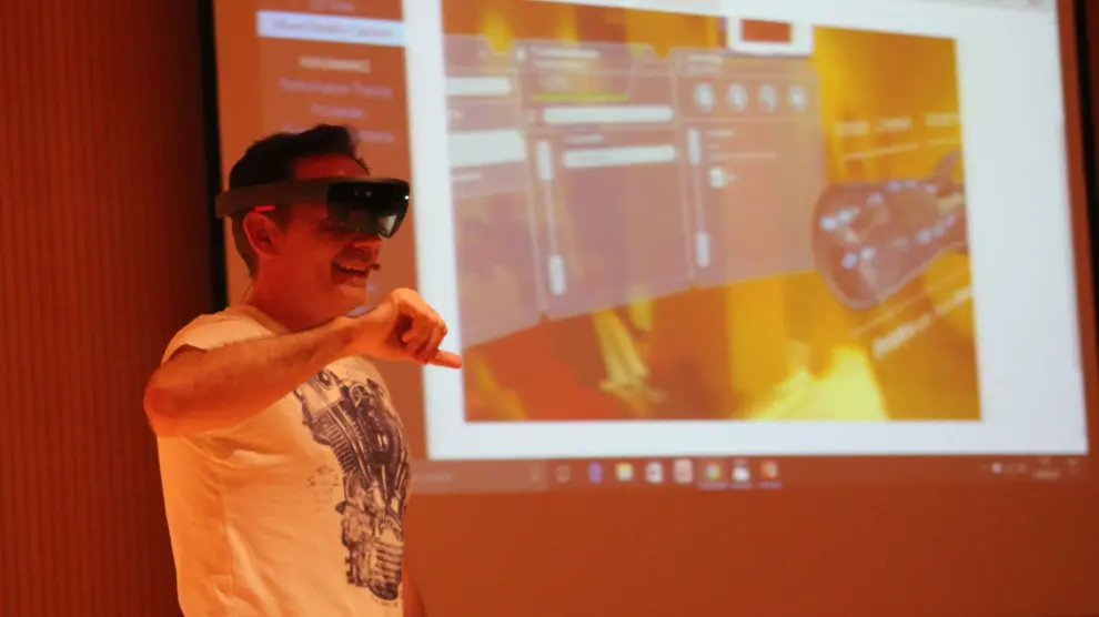 Demostración con gafas de realidad mixta HoloLens